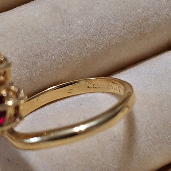 CELEBRITY Ruby Red Rhinestones Ring, Celebrity Mark - Picture 10 of 13